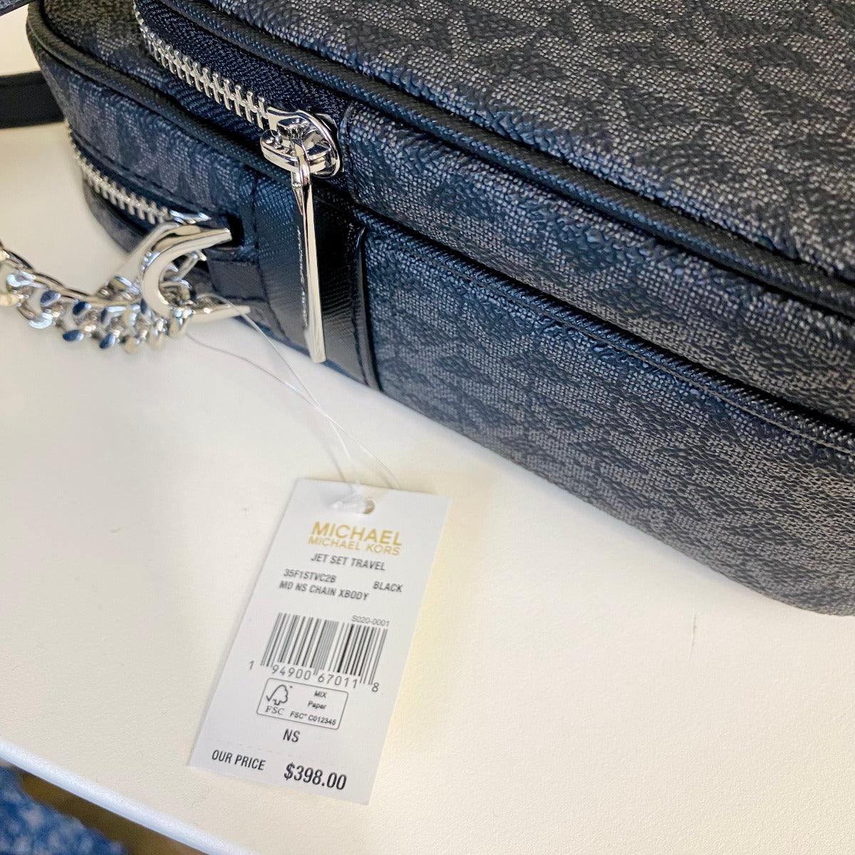 MICHAEL KORS 35F1STVC2B JET SET TRAVEL MEDIUM CROSSBODY BAG MK BLACK MICHAEL KORS 35F1STVC2B JET SET TRAVEL MEDIUM CROSSBODY BAG MK BLACK